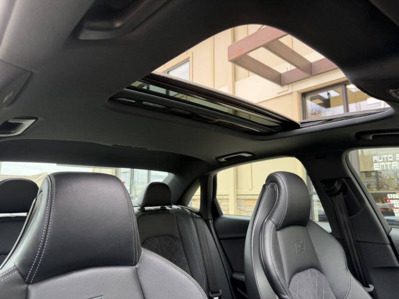 2022 Audi S4 3.0T quattro Premium Plus