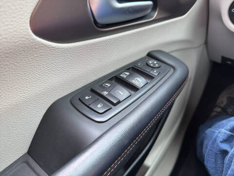 2018 Chrysler Pacifica Touring Plus