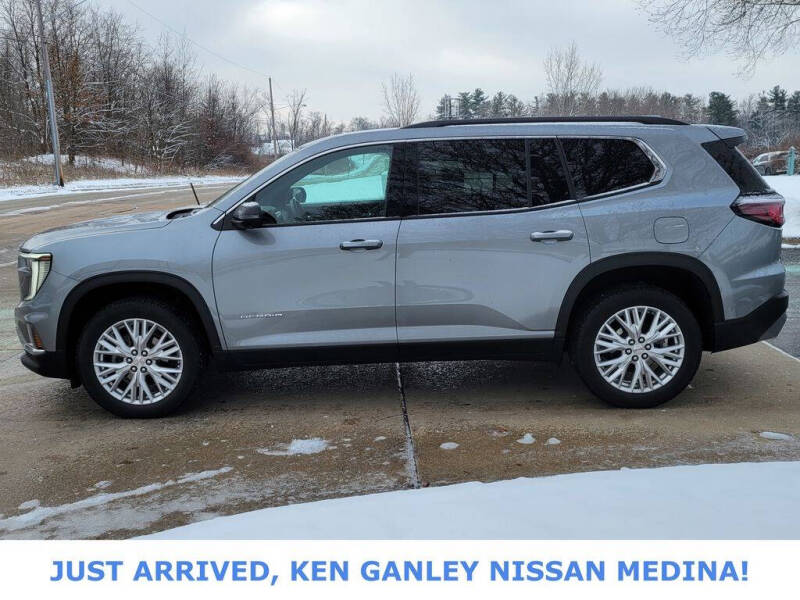 2024 GMC Acadia Elevation