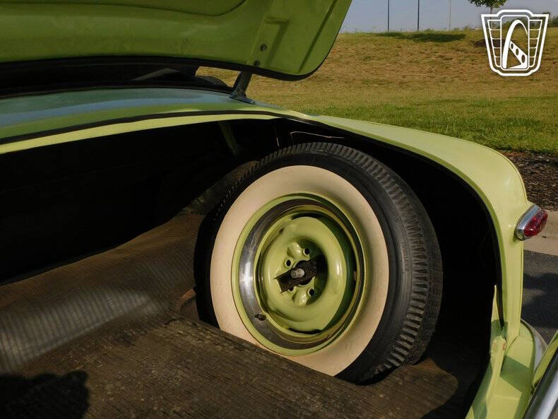 1950 Ford Deluxe