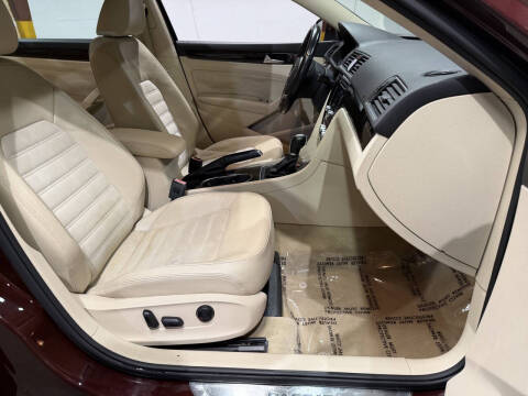 2014 Volkswagen Passat 2.0L TDI SEL Premium