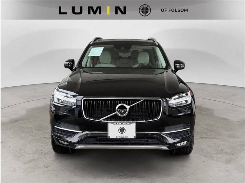 2019 Volvo XC90 T6 Momentum