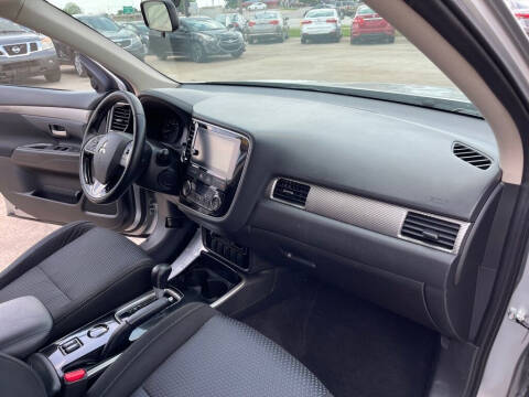 2018 Mitsubishi Outlander SE