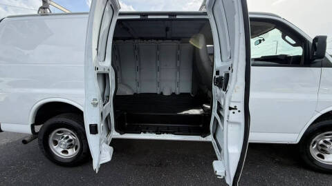 2021 Chevrolet Express 2500