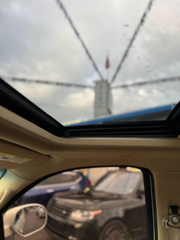 2010 Cadillac Escalade Premium