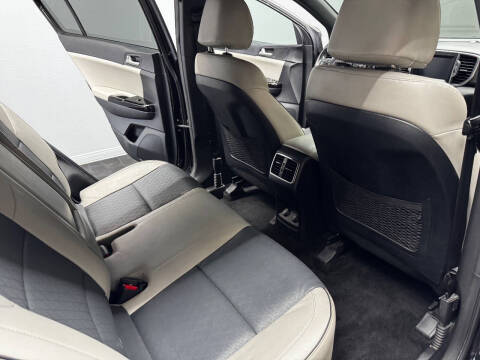 2018 Kia Sportage EX