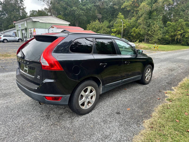 2010 Volvo XC60 null photo 4