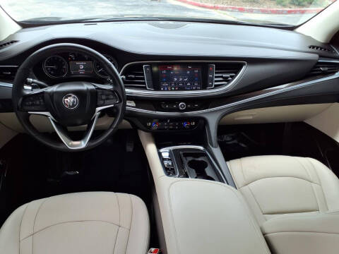 2022 Buick Enclave Essence