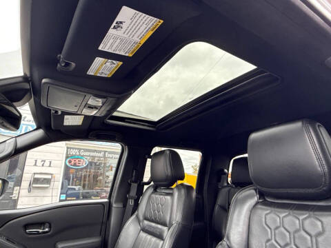 2022 Nissan Frontier S