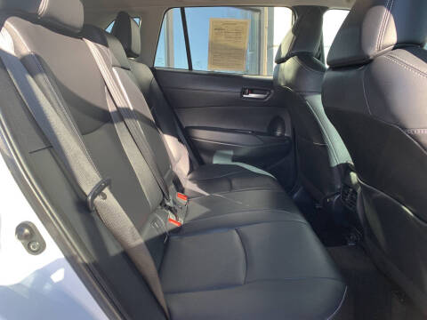 2024 Toyota Corolla Cross XLE