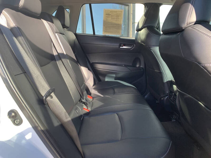 2024 Toyota Corolla Cross XLE