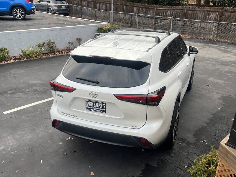 2023 Toyota Highlander XLE