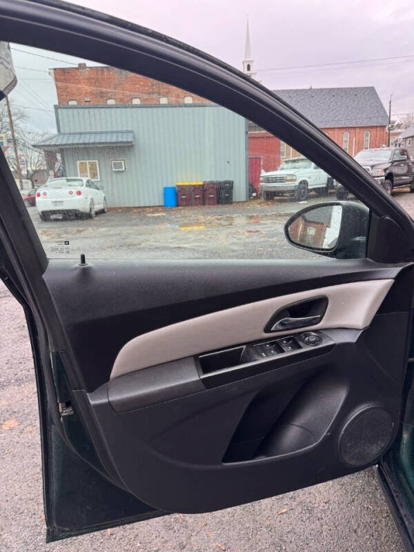 2014 Chevrolet Cruze LS Auto