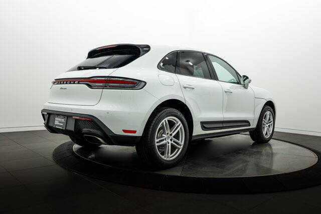 2026 Porsche Macan