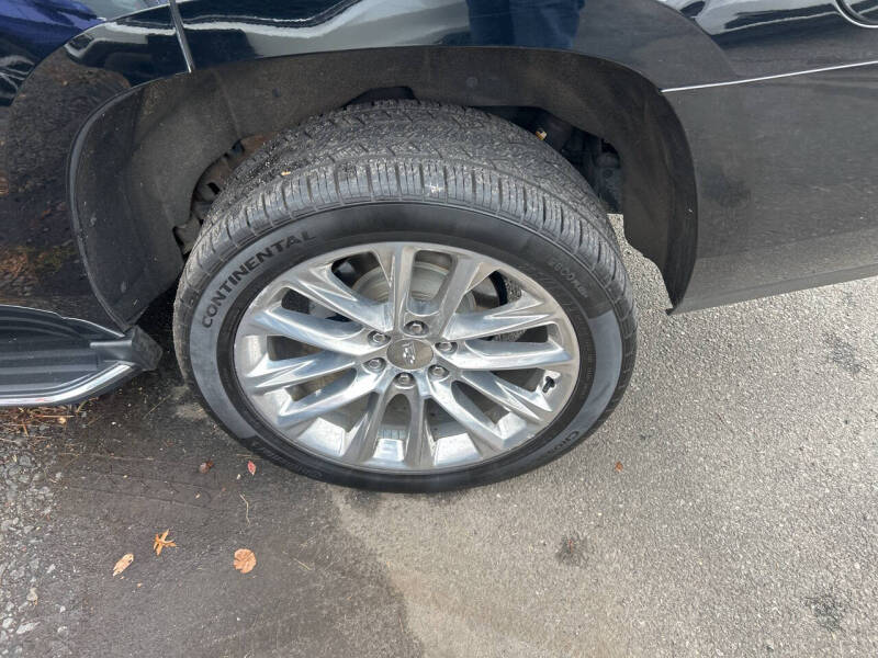 2018 Cadillac Escalade Luxury