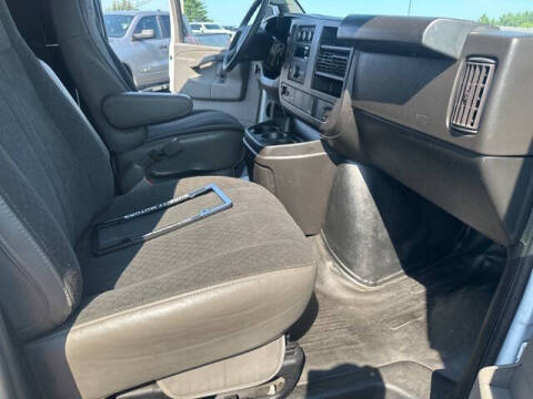 2023 GMC Savana 2500