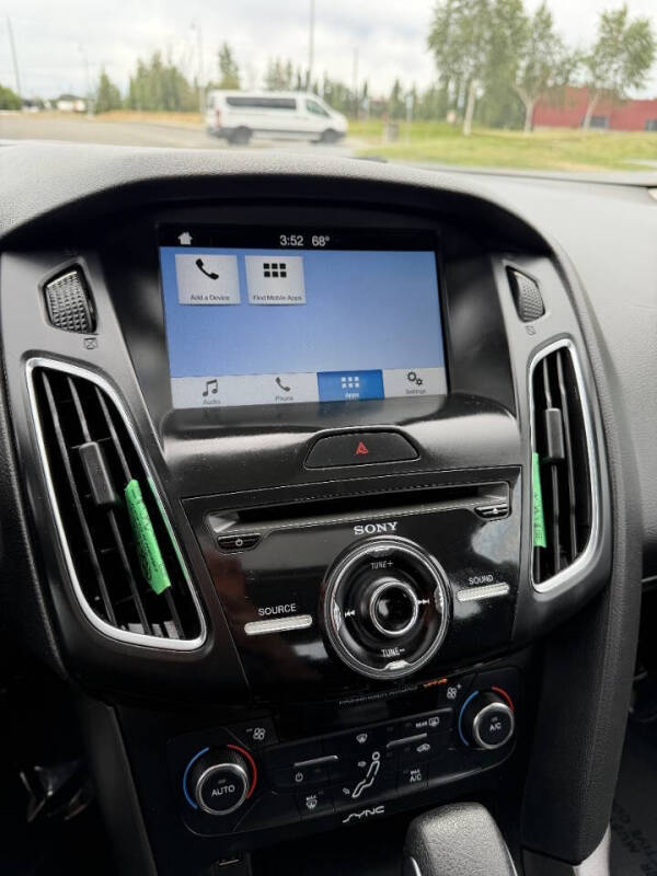 2017 Ford Focus SEL