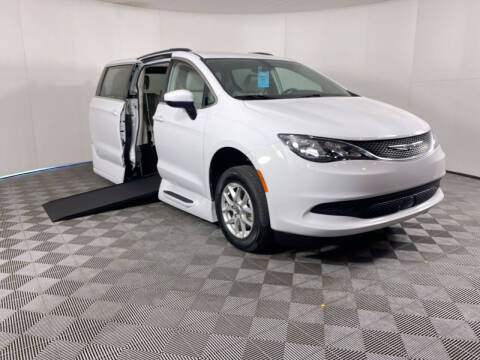 2021 Chrysler Voyager for sale at AMS Vans in Tucker GA
