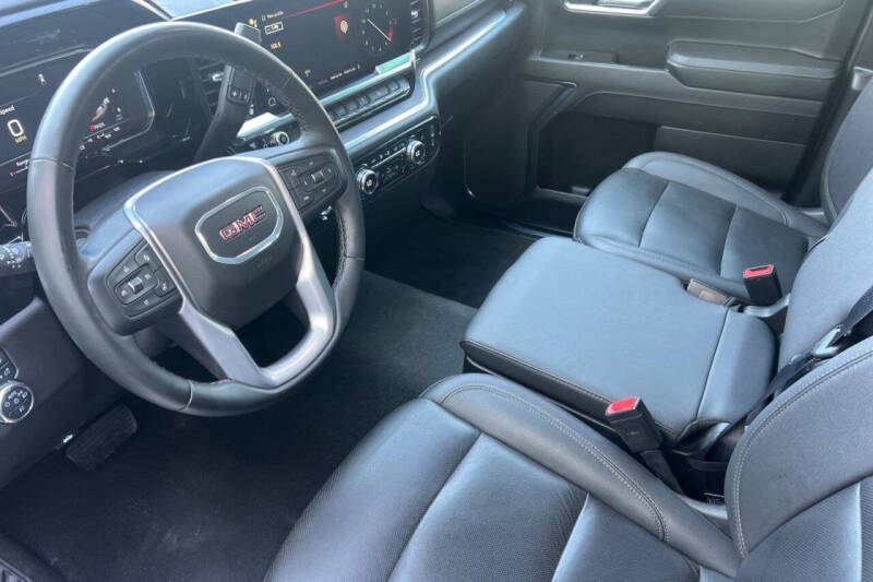 2024 GMC Sierra 1500