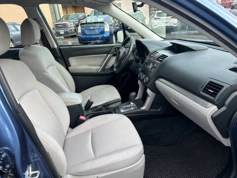 2015 Subaru Forester 2.5i