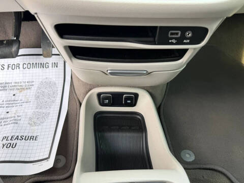 2017 Chrysler Pacifica Touring