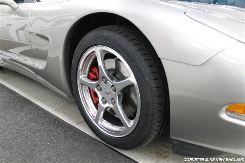 2000 Chevrolet Corvette 42