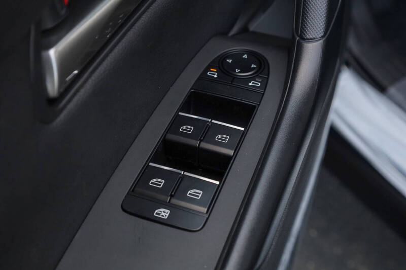 2025 Mazda CX-50 2.5 S Premium