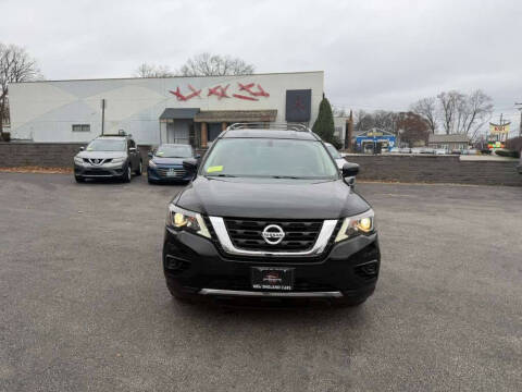2017 Nissan Pathfinder SV