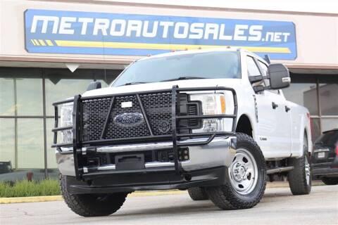 2017 Ford F-350 Super Duty for sale at METRO AUTO SALES in Arlington TX