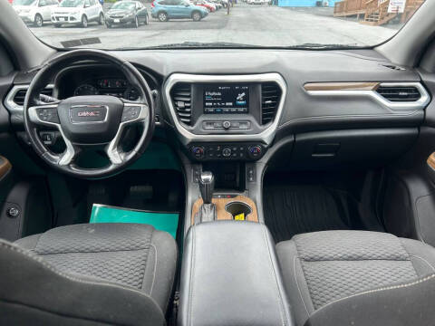 2019 GMC Acadia SLE-2
