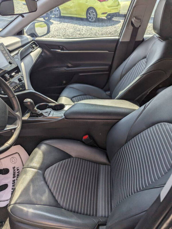 2023 Toyota Camry SE