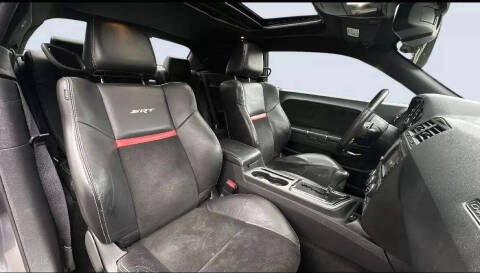 2014 Dodge Challenger SRT8