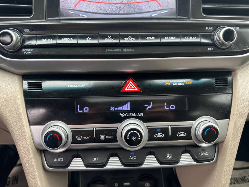 2020 Hyundai Elantra