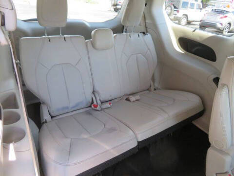 2021 Chrysler Pacifica Touring L
