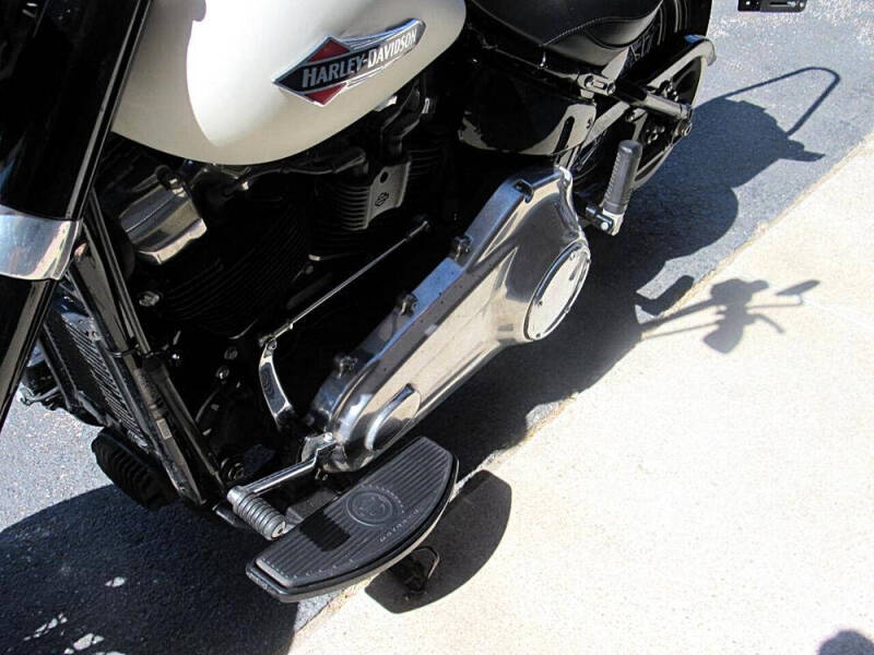 2019 Harley-Davidson Softail Slim