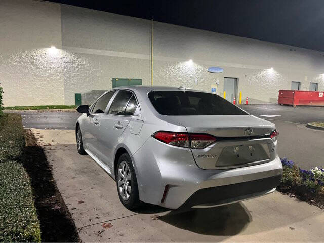 2022 Toyota Corolla LE