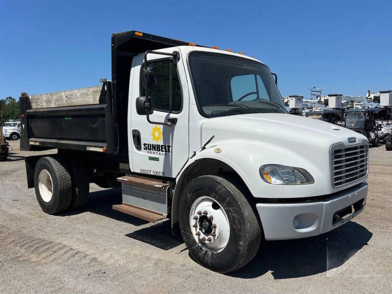 2016 Freightliner M2 106