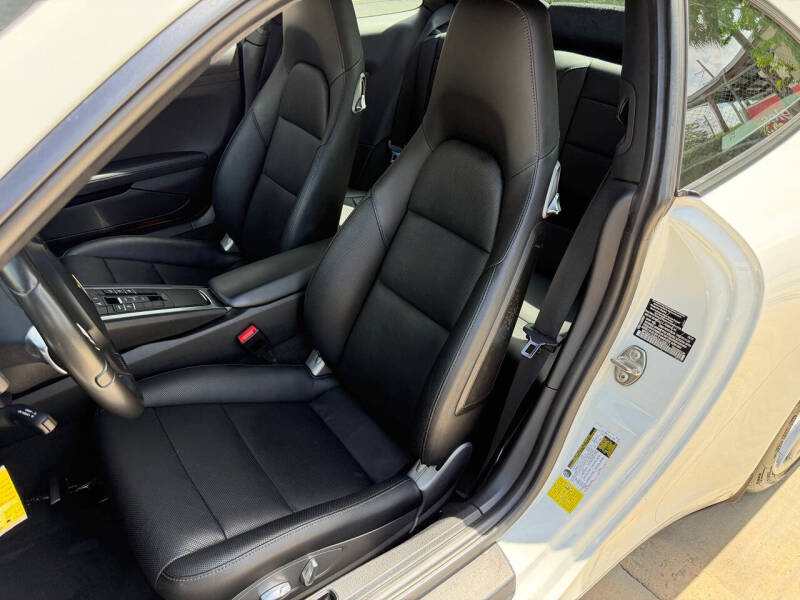 2016 Porsche 911 Carrera