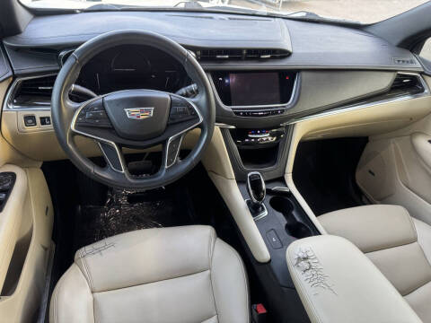 2017 Cadillac XT5