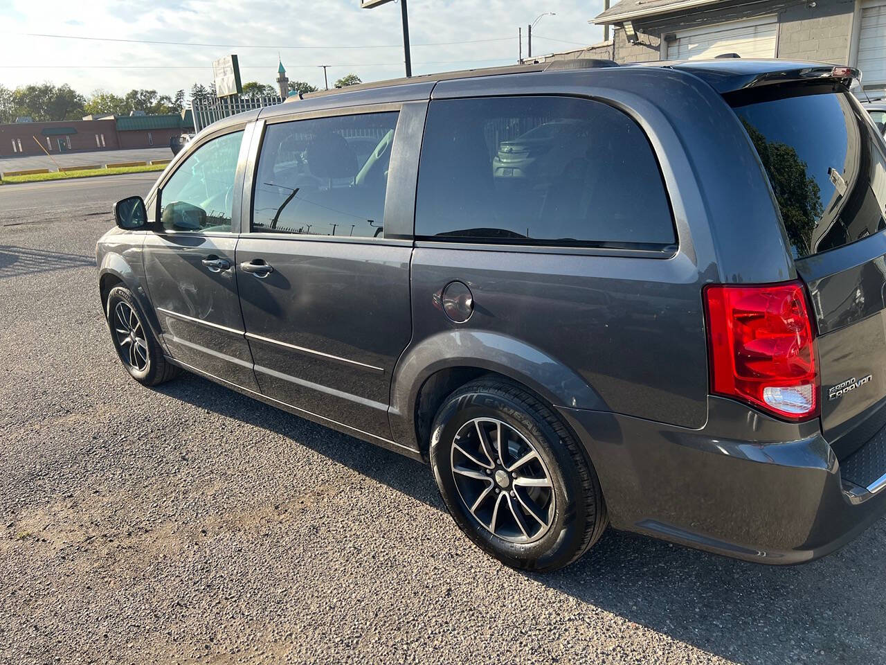 2016 Dodge Grand Caravan for sale at Unlimited Auto Sales Inc. in Detroit, MI