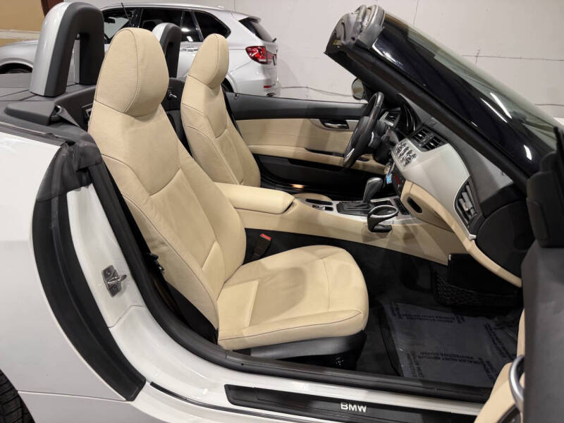 2010 BMW Z4 sDrive30i