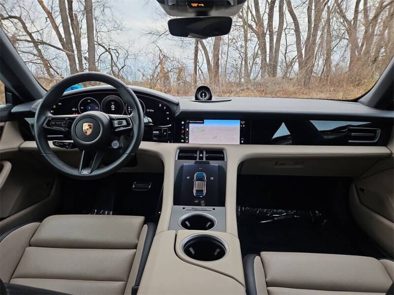 2025 Porsche Taycan
