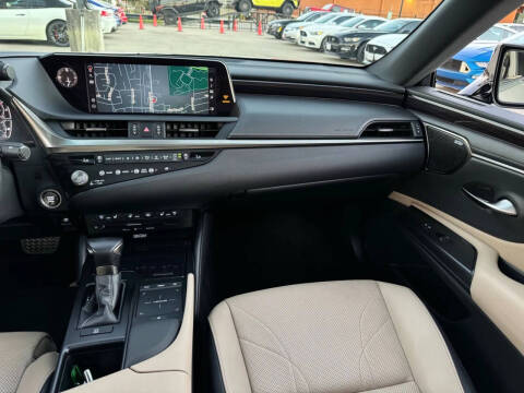 2021 Lexus ES 350 Ultra Luxury