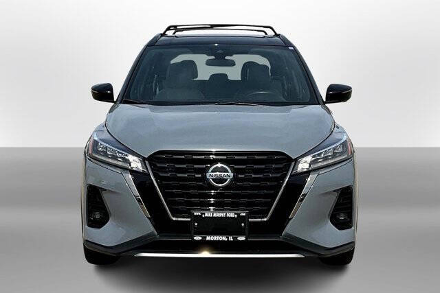 2021 Nissan Kicks SR