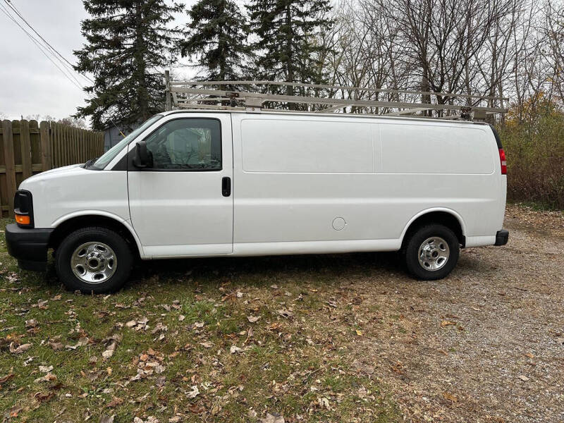 2017 GMC Savana 2500