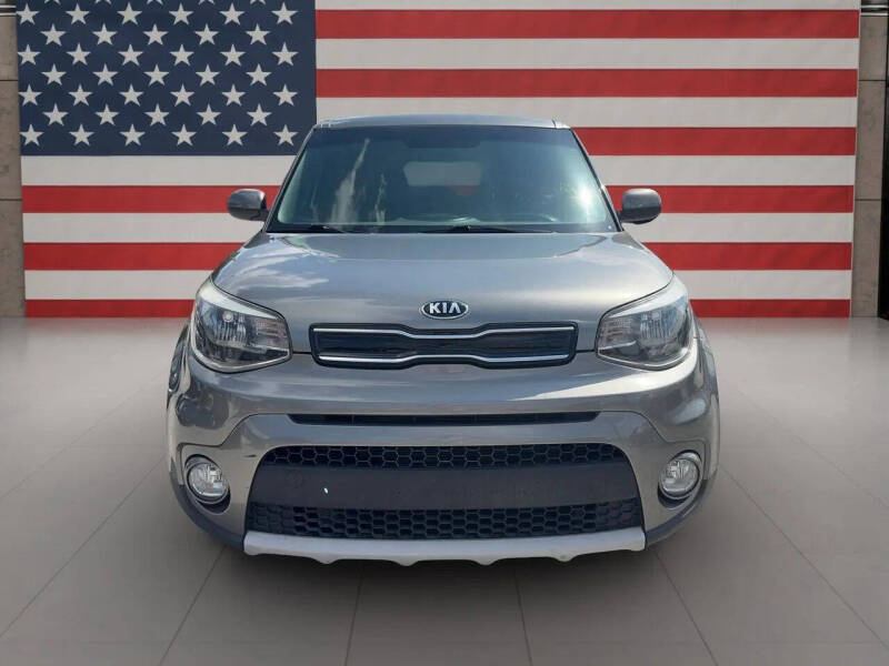2019 Kia Soul +