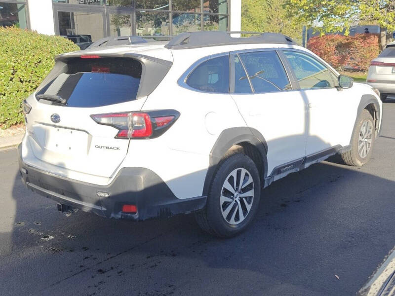 2024 Subaru Outback Premium