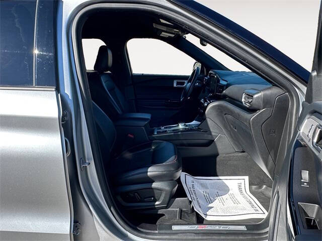 2022 Ford Explorer ST-Line