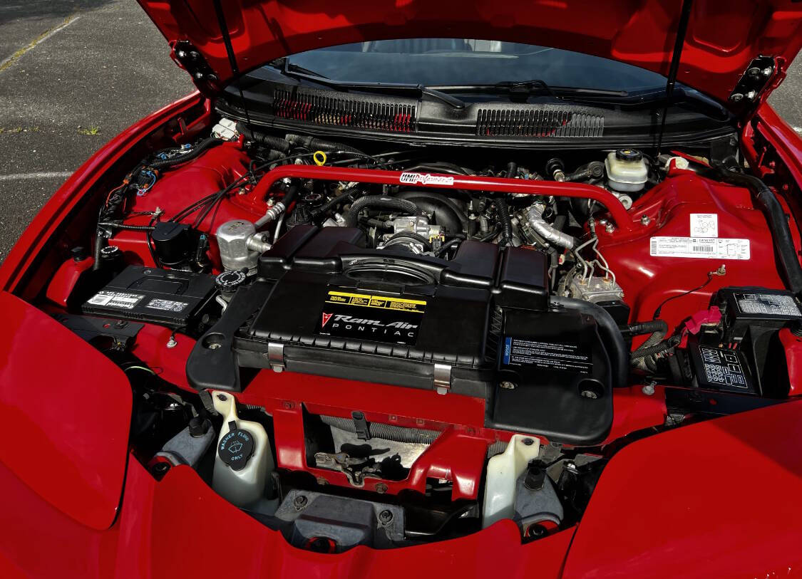 2000 Pontiac Firebird 11