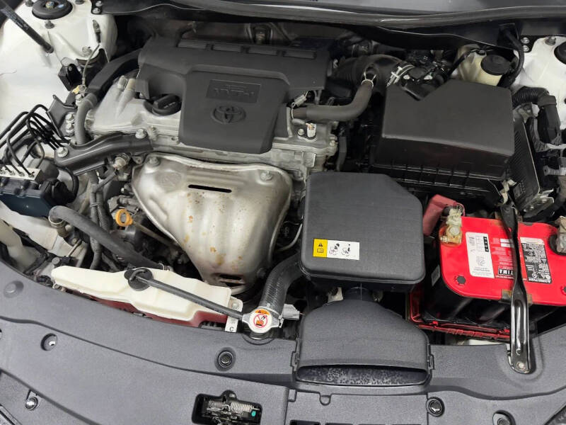 2017 Toyota Camry SE